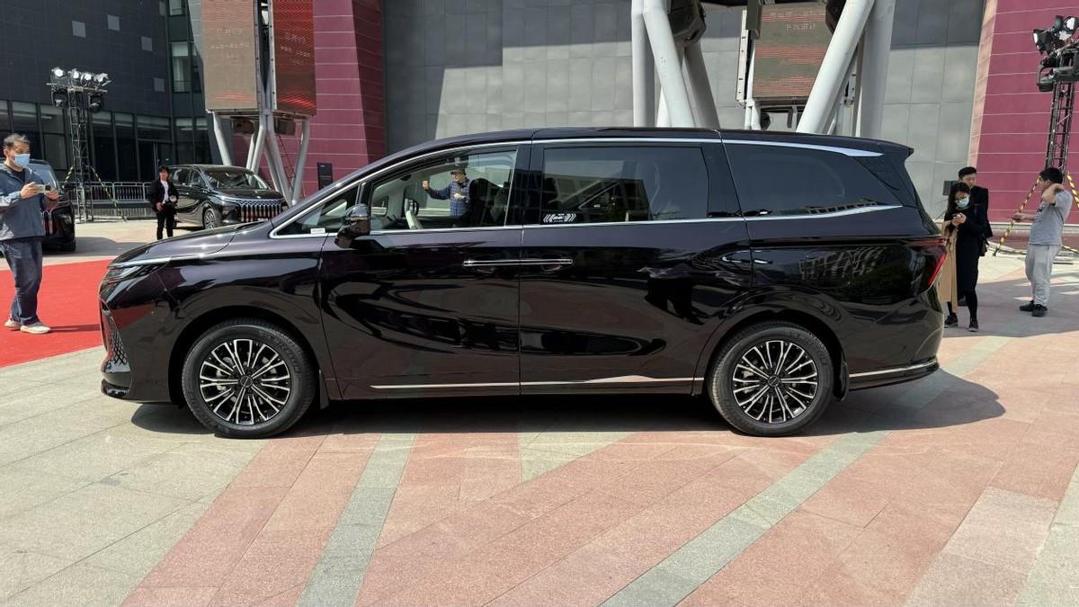 又一台高性价比新能源mpv?风行星海v9正式开启预售