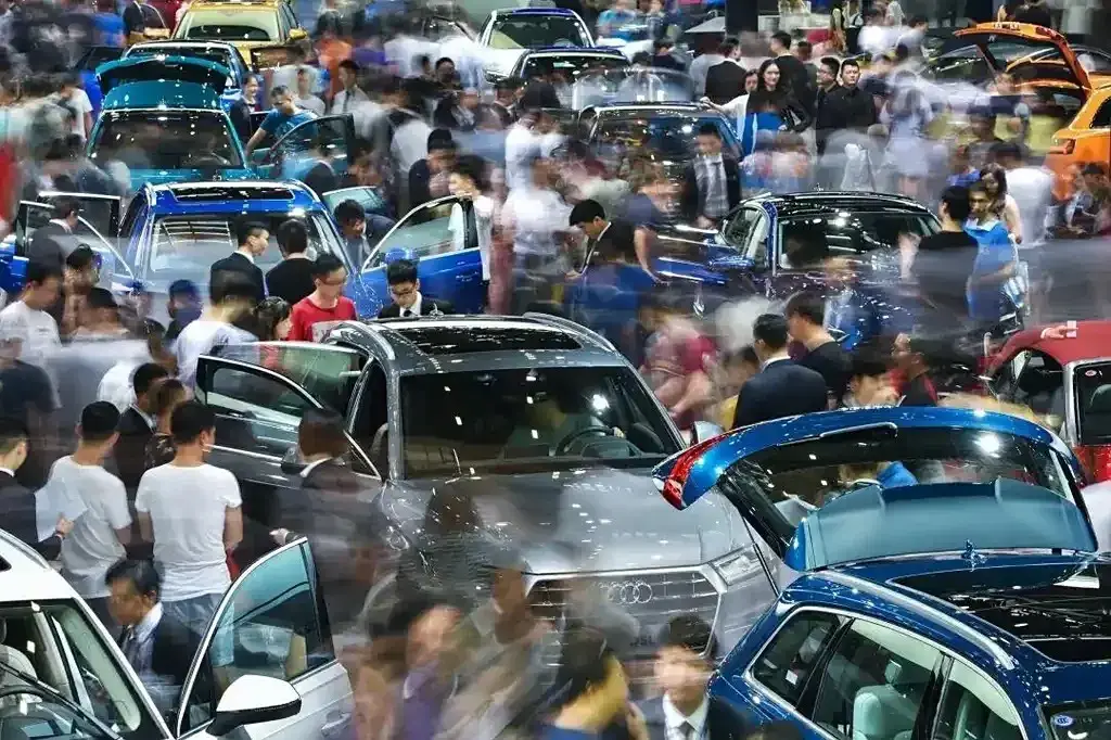 “油电同权”该不该,网友吵开了,你站哪一边?