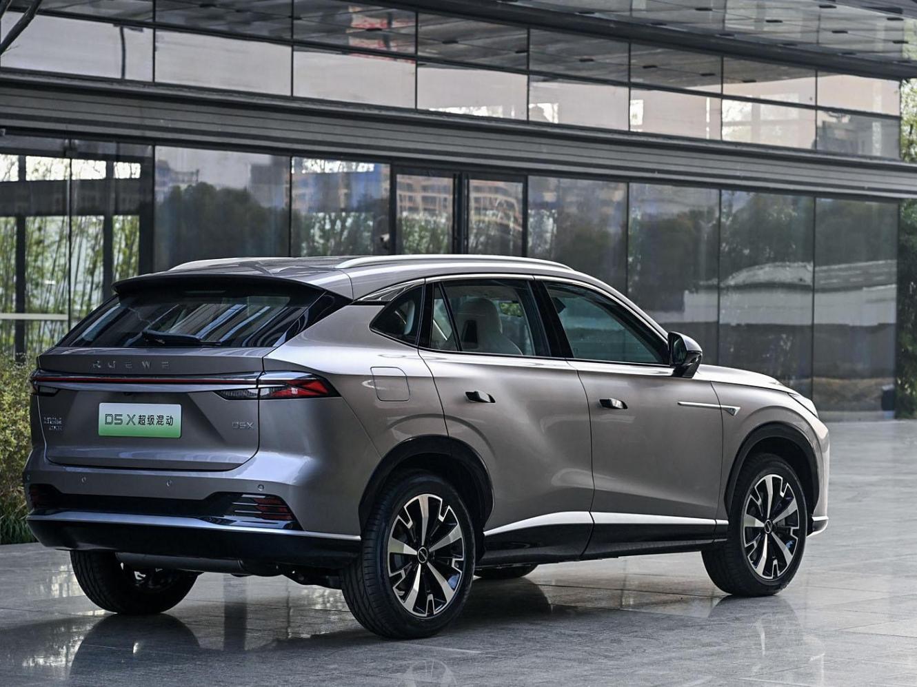 比宋pro加速更快?4.7米suv不到11万,加速6.9秒油耗4.6l
